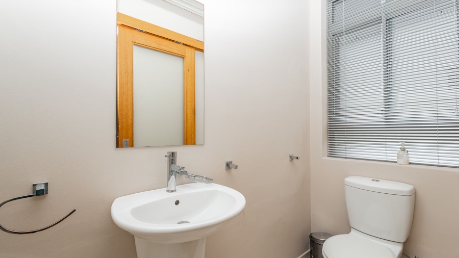 4 Bedroom Property for Sale in Sunset Beach Western Cape